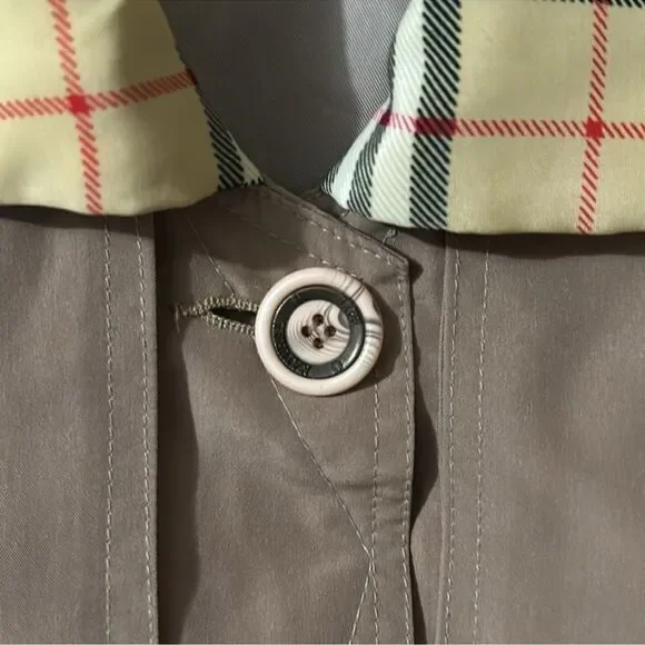 Natural Life L Tan Nova Check Trim Lightweight Button Front Jacket - Picture 11 of 12